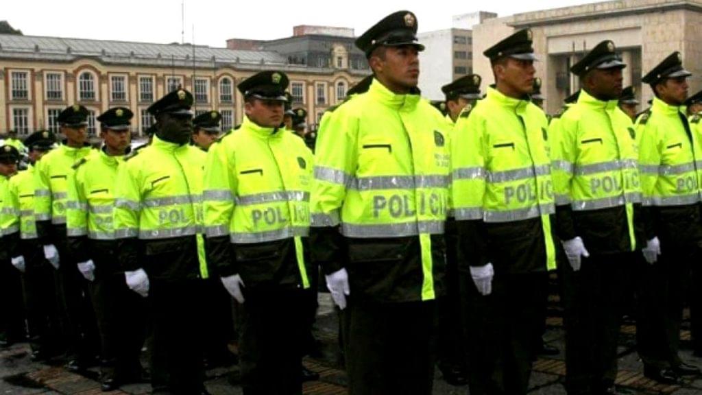 iniciativa de reforma a la Policía Nacional. 