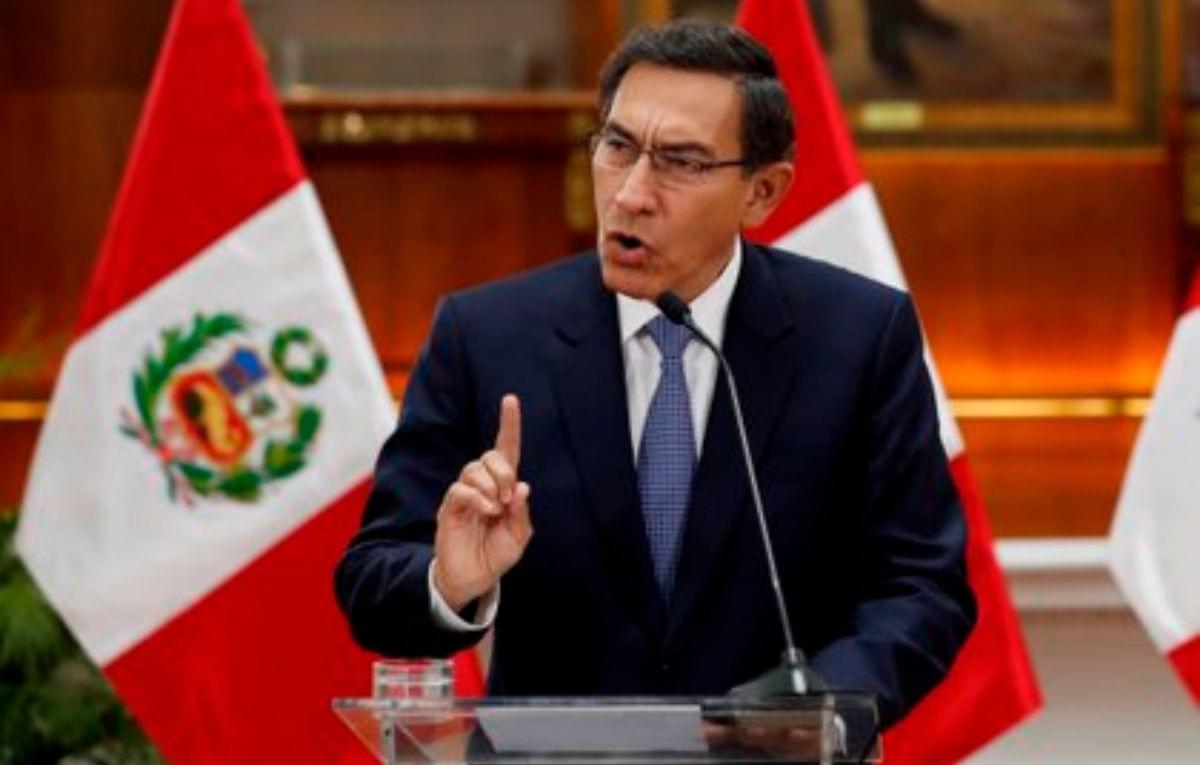 Por Corrupción Presidente De Perú Martín Vizcarra Es Destituido De Su Cargo 