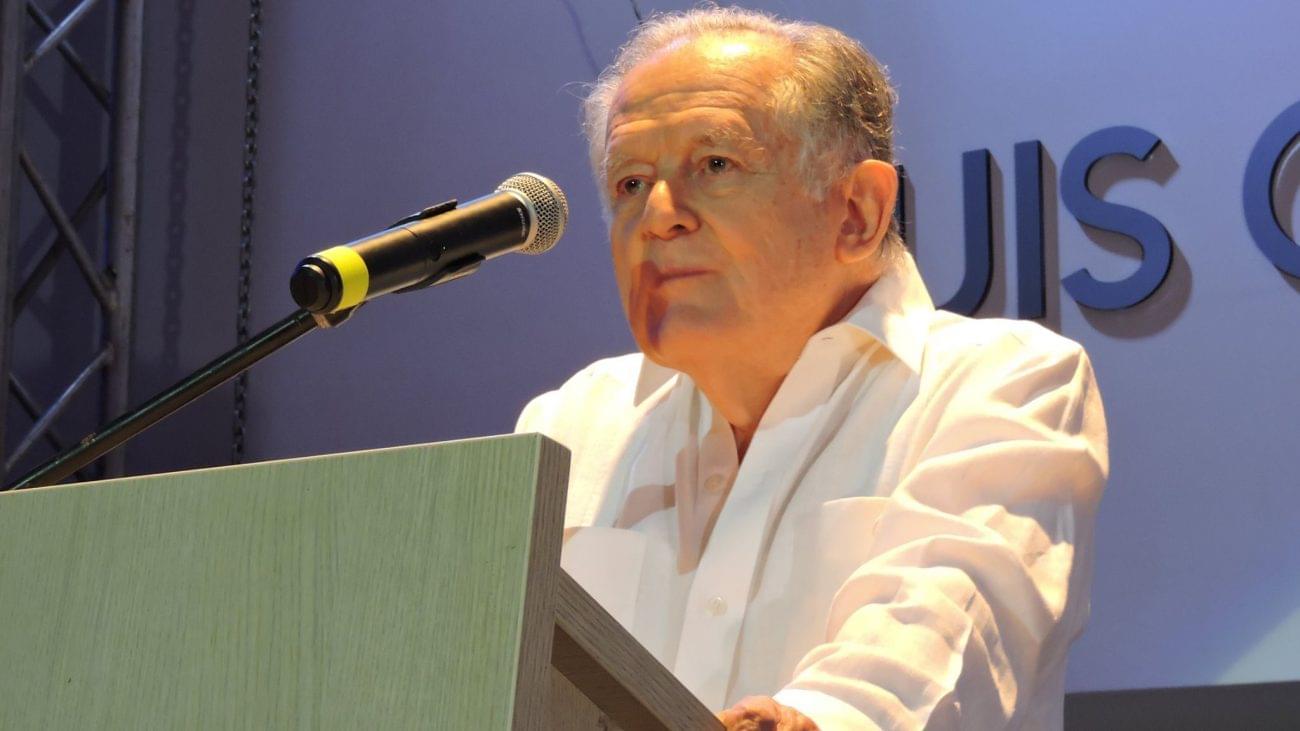 Luis Carlos Sarmiento Angulo, el hombre más rico de Colombia se ha beneficiado de las últimas reformas tributarias que le han quitado miles de millones de pesos en impuestos.