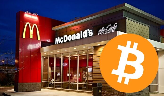 Así es pagar en un McDonald's con bitcoins