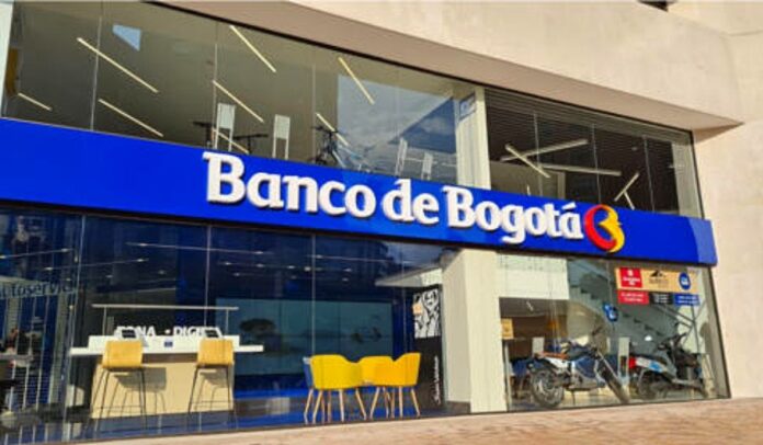 Banco de Bogotá de Estable a Negativa