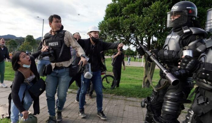 Capturan a miembros de la prensa en Colombia