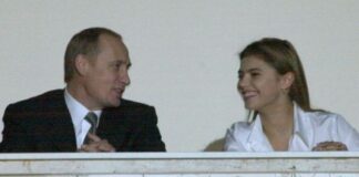 La amante de Vladimir Putin estaría escondida en Suiza El presidente ruso Vladimir Putin había sido vinculado a la gimnasta ganadora de la medalla de oro olímpica Alina Kabaeva (Imagen Getty Images)