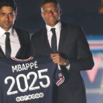 El jugador de 23 años firmó un contrato sorpresa de tres años con Paris Saint-Germain, rechazando al Real Madrid