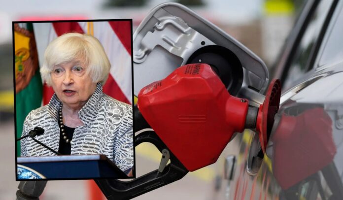 Janet Yellen admite que los precios de la gasolina en EE. UU. podrían aumentar de nuevo este invierno