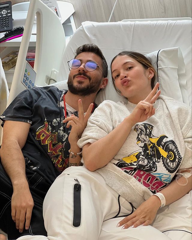 Juan Duque sorprendió a Lina Tejeiro en el hospital. 