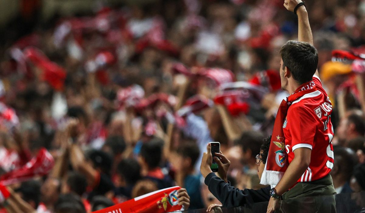 PSG se queja ante la UEFA por abusos en los controles de seguridad del Benfica