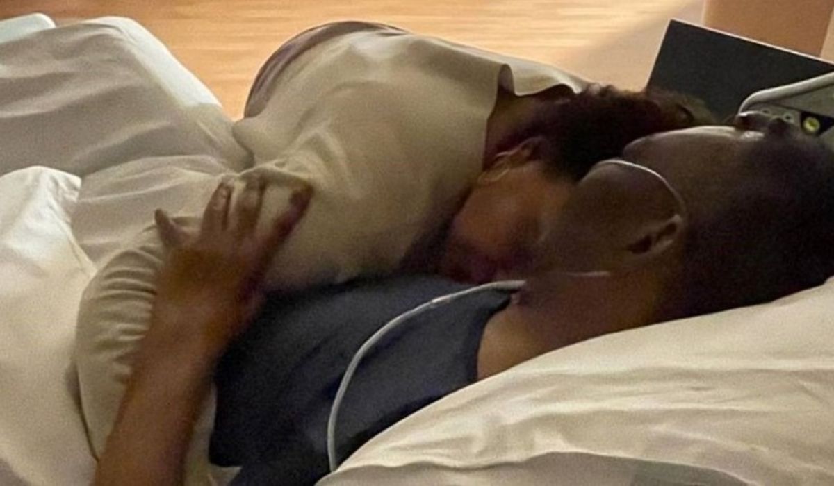 La hija de Pelé se presenta junto a su padre en el hospital