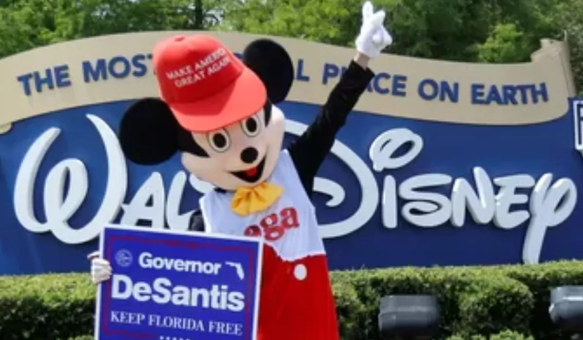Un fanático de DeSantis apoya su ataque a Disney