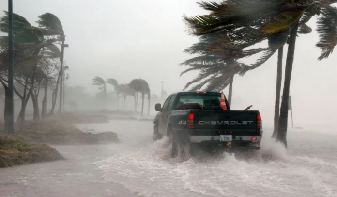 El huracán Idalia hace estragos en Florida