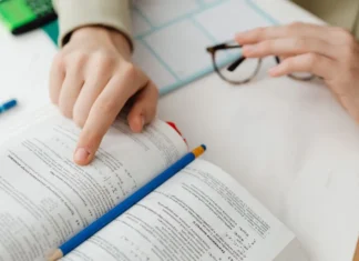 Se ha agudizado la brecha entre los estudiantes de colegios privados y públicos.