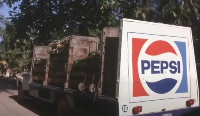 Camión de Pepsi en 1992 en Filipinas
