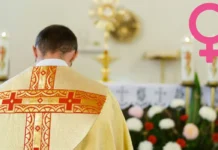 El vaticano reforma papel de la mujer en la Iglesia El Vaticano ha anunciado que su oficina de doctrina preparará un documento sobre las mujeres en puestos de liderazgo en la Iglesia católica.