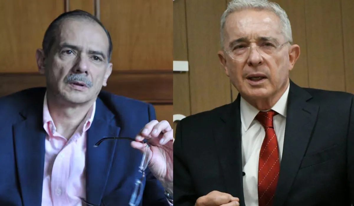 Al parecer, Uribe está detrás de la compra del software Pegasus.