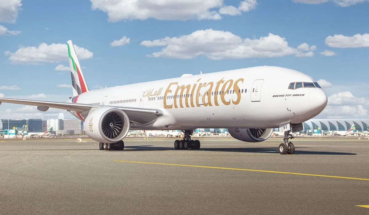 Avión Boeing de aerolínea Emirates