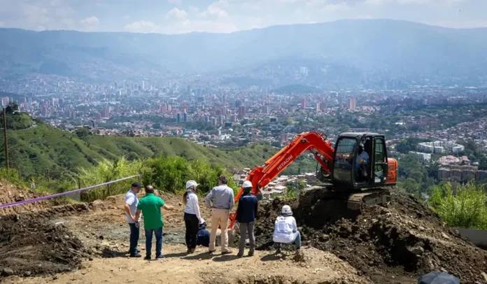 La Escombrera, aún oculta los recuerdos de los años más oscuros de Medellín.