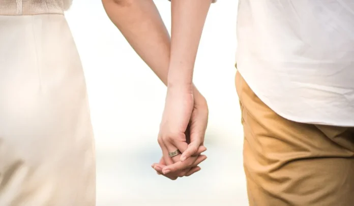 De acuerdo con la investigación, las parejas optan por gastos compartidos.