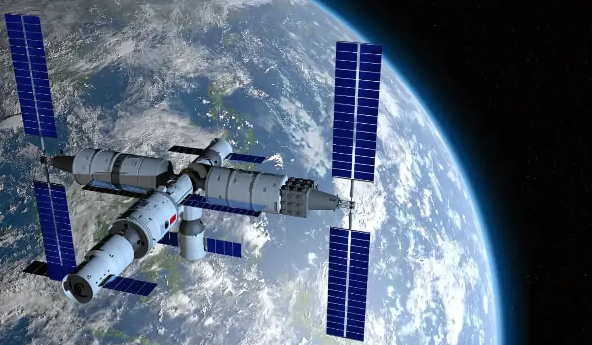 La misión Shenzhou-19 logró sintetizar combustible en el espacio.