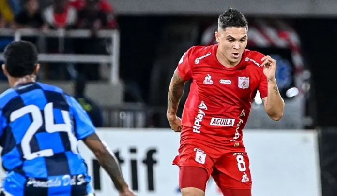 Juan Fernando Quintero fundamental con América
