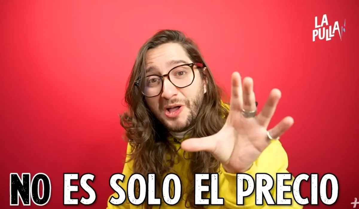 Jóvenes colombianos en crisis financiera.