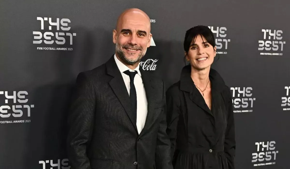 Pep Guardiola con Cristina Serra en 2024