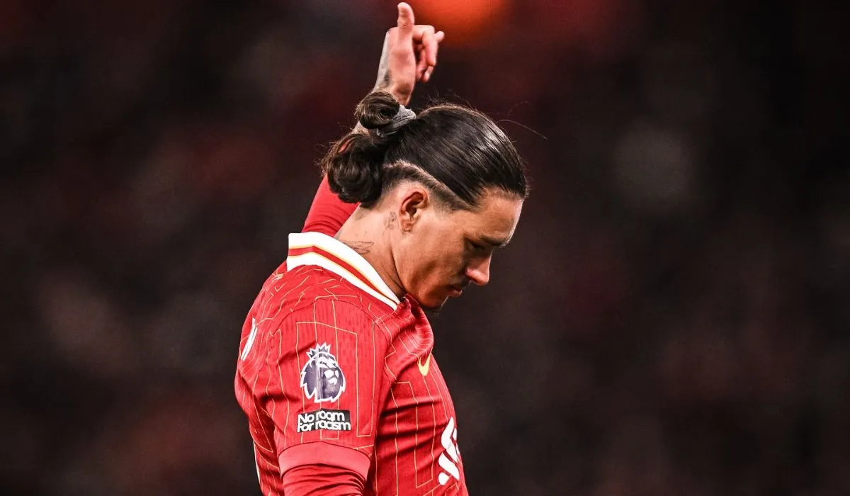 Darwin Núñez al banquillo en Liverpool.
