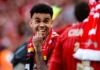 Luis Díaz campeón con Liverpool, Premier League.