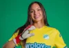 Luisa Agudelo con la camiseta del deportivo Cali.