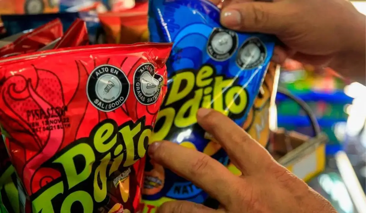 Snacks colombianos como De Todito, que contienen carne de cerdo, están en el centro de una alerta sanitaria en Estados Unidos.