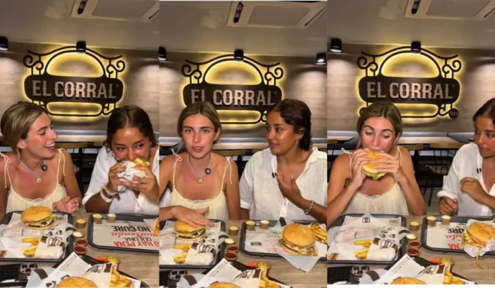 Dos jóvenes españolas probando El Corral Dos jóvenes españolas se deleitan probando El Corral
