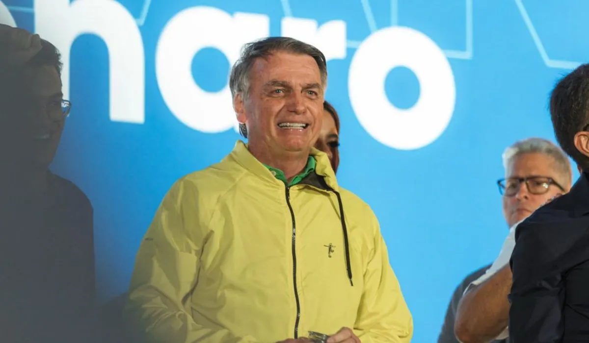 Bolsonaro a prisión domiciliaria
