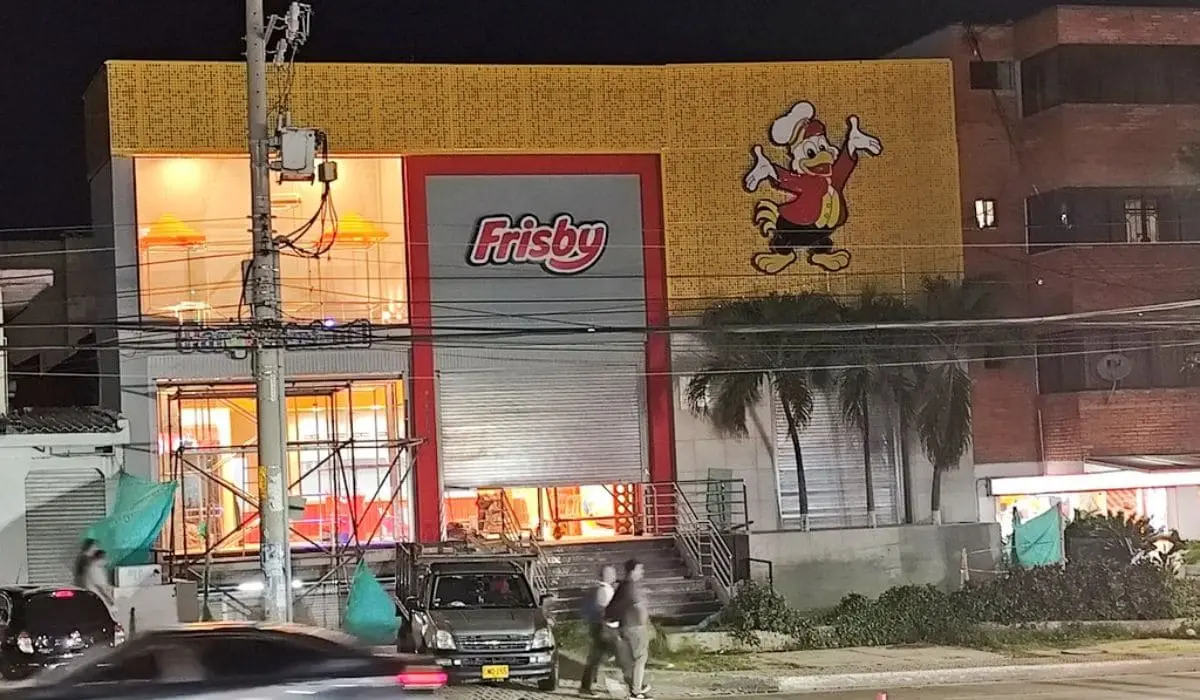 Nuevo local de Frisby en la carrera 43 en Barranquilla