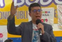 La historia de Giovanny Abadía: el N°11 del Pacto Histórico por Bogotá Giovanny Abadía, precandidato (#11) a la Cámara de Representantes por Bogotá en la consulta del Pacto Histórico.