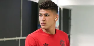 Diego Díaz destroza a Jorge Carrascal pese a su golazo con Flamengo Jorge Carrascal, jugador de Flamengo