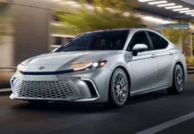 Toyota cede a presión de Trump: reimportará vehículos de EE. UU. a Japón Toyota Camry