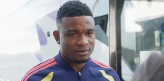 Jhon Córdoba en rueda de prensa externa