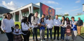 Gobierno Petro confirma $88 billones para educación y pide facultad de medicina en El Tarra Inauguración del Colegio-Universidad de la vereda Bracitos, en El Tarra