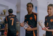 Lamine Yamal se declara fan del colombiano Luis Díaz Lamine Yamal con la camiseta de Luis Díaz