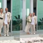Margarita Rosa de Francisco se casó en una ceremonia privada frente al mar.