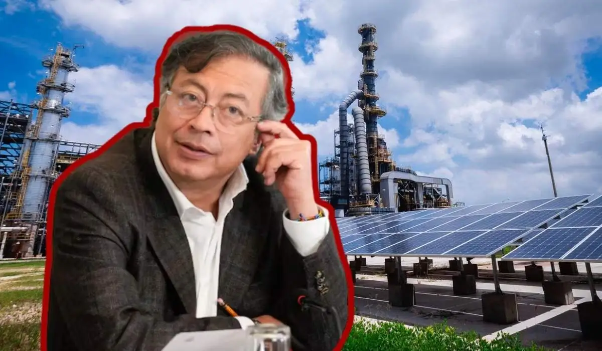 El presidente Gustavo Petro inspecciona los avances del Proyecto Coral en la Refinería de Cartagena.